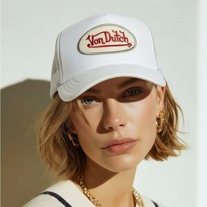 Von Dutch trucker hat snap back brand new vintage White